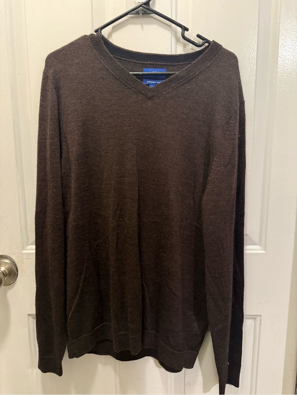 Mens Apt 9 V-neck Brown Men’s Sweater Seriously Soft Line Size M